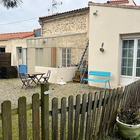 Nantes A La Campagne Дом отдыха