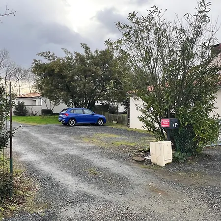 Nantes A La Campagne Дом отдыха *